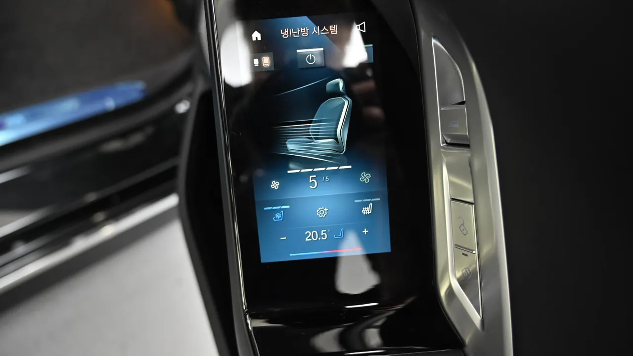 BMW 7er — miniaturë 16