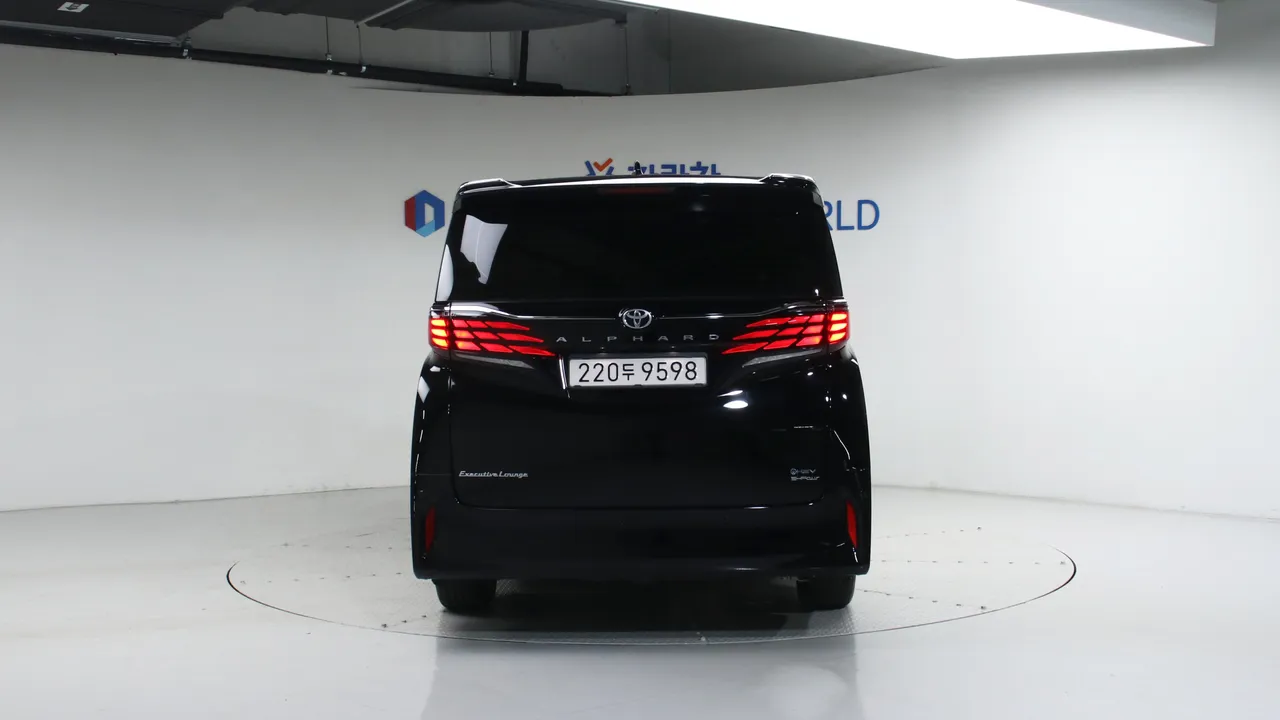 Toyota Alphard 4th Generation 2.5 HEV Executive 4WD