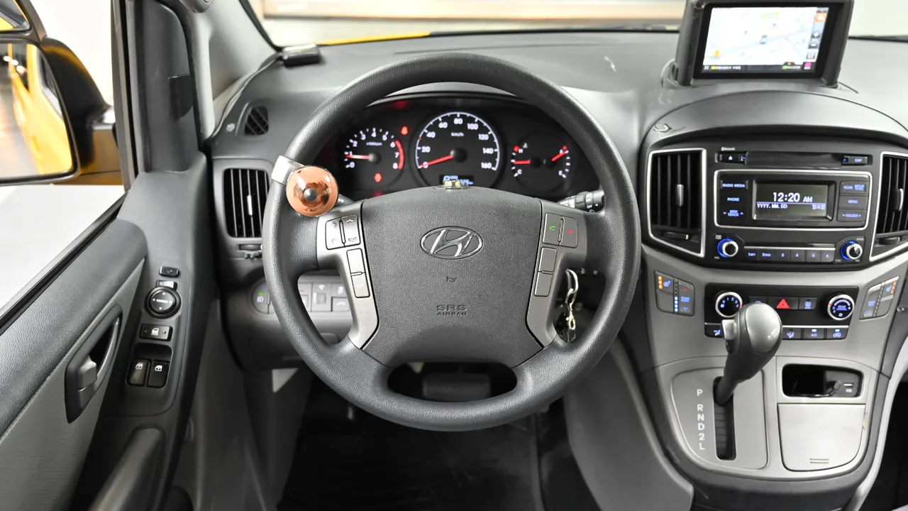 Hyundai Starex — miniaturë 13