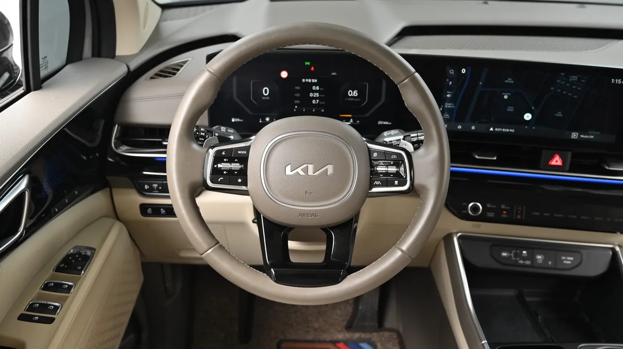 Kia Carnival — miniaturë 13