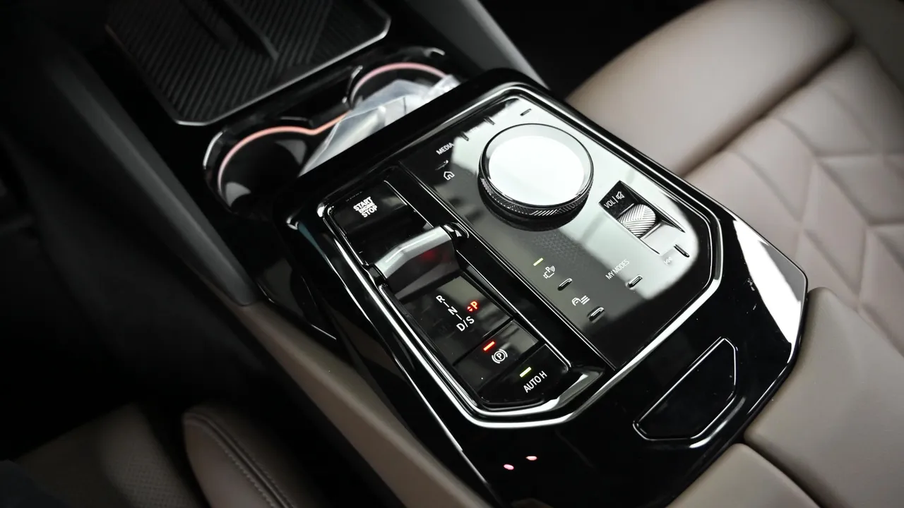 BMW 5er — miniaturë 9