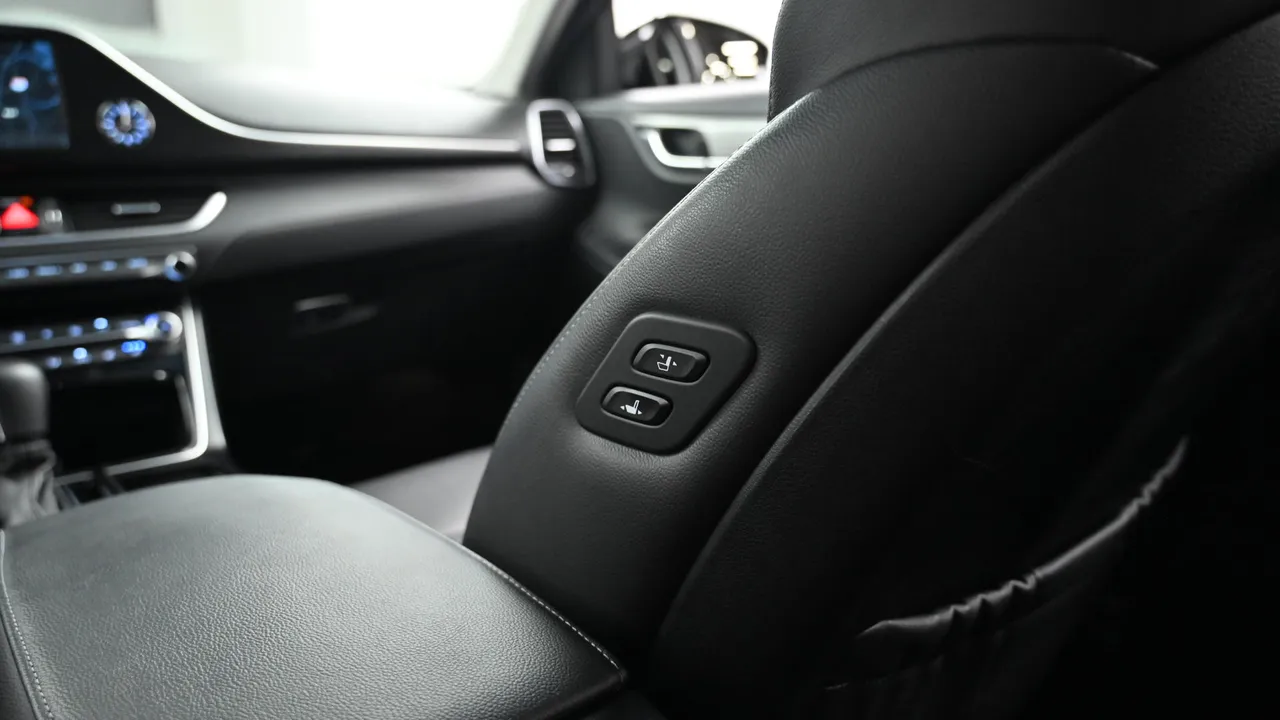 Hyundai Grandeur — miniaturë 18