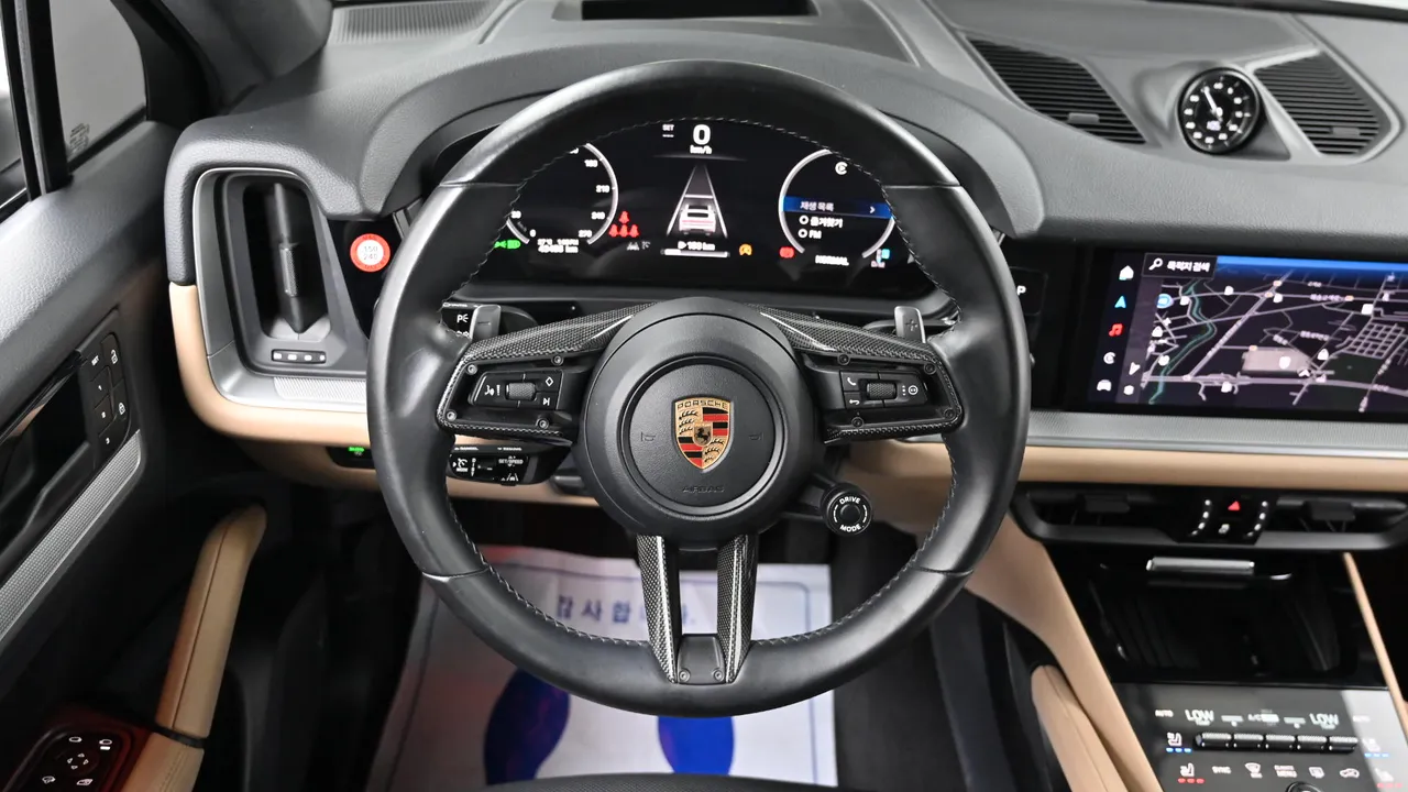 Porsche Cayenne — miniaturë 22