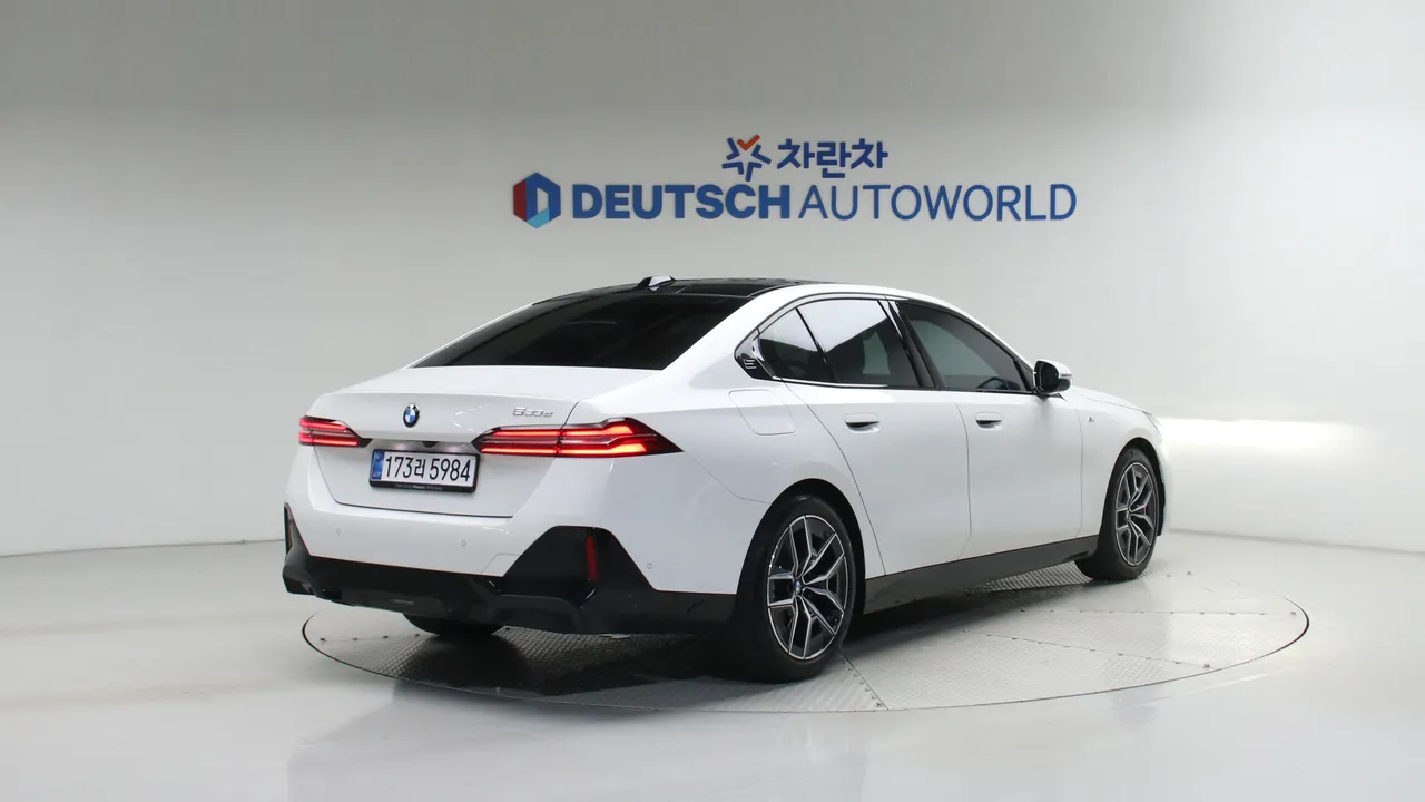 BMW 5er — miniaturë 2
