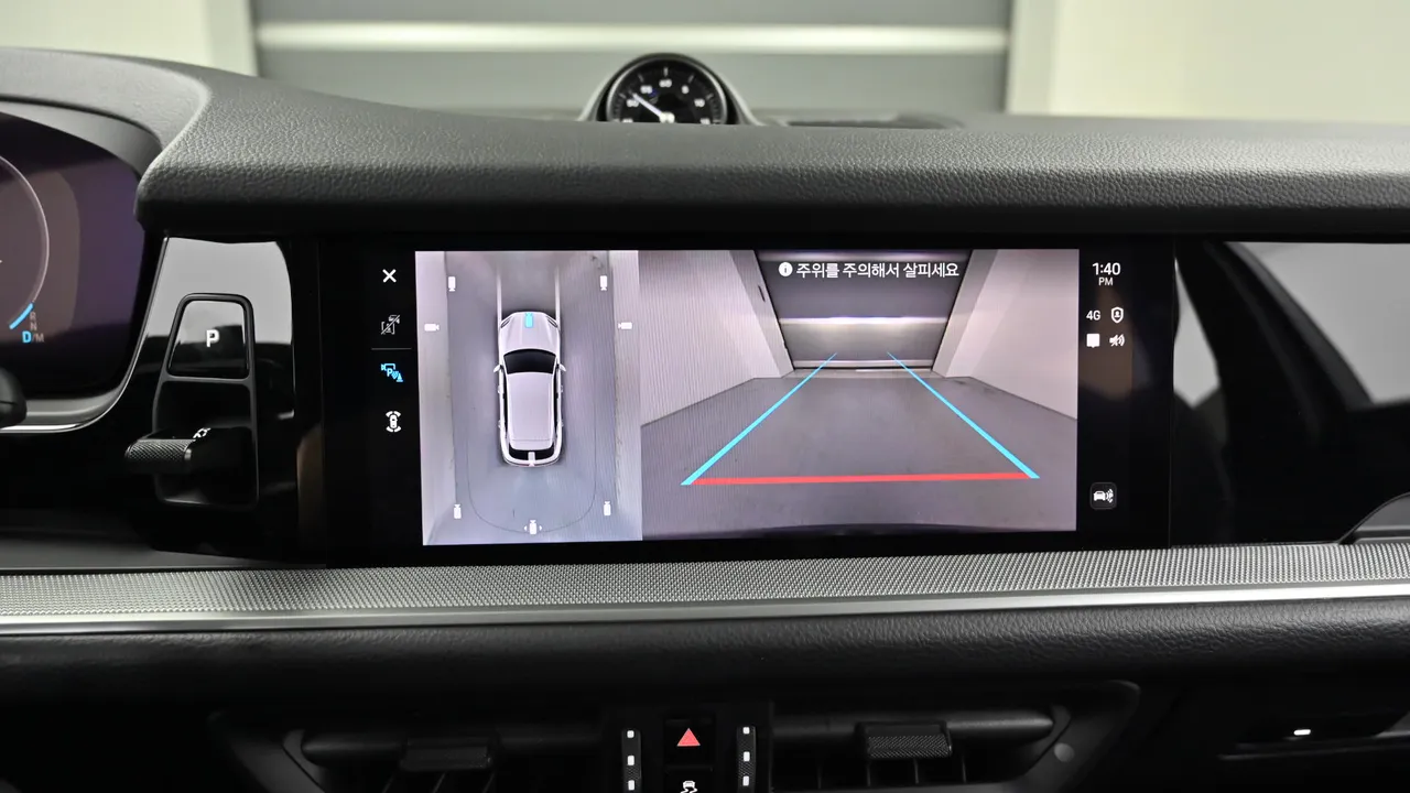 Porsche Cayenne — miniaturë 24