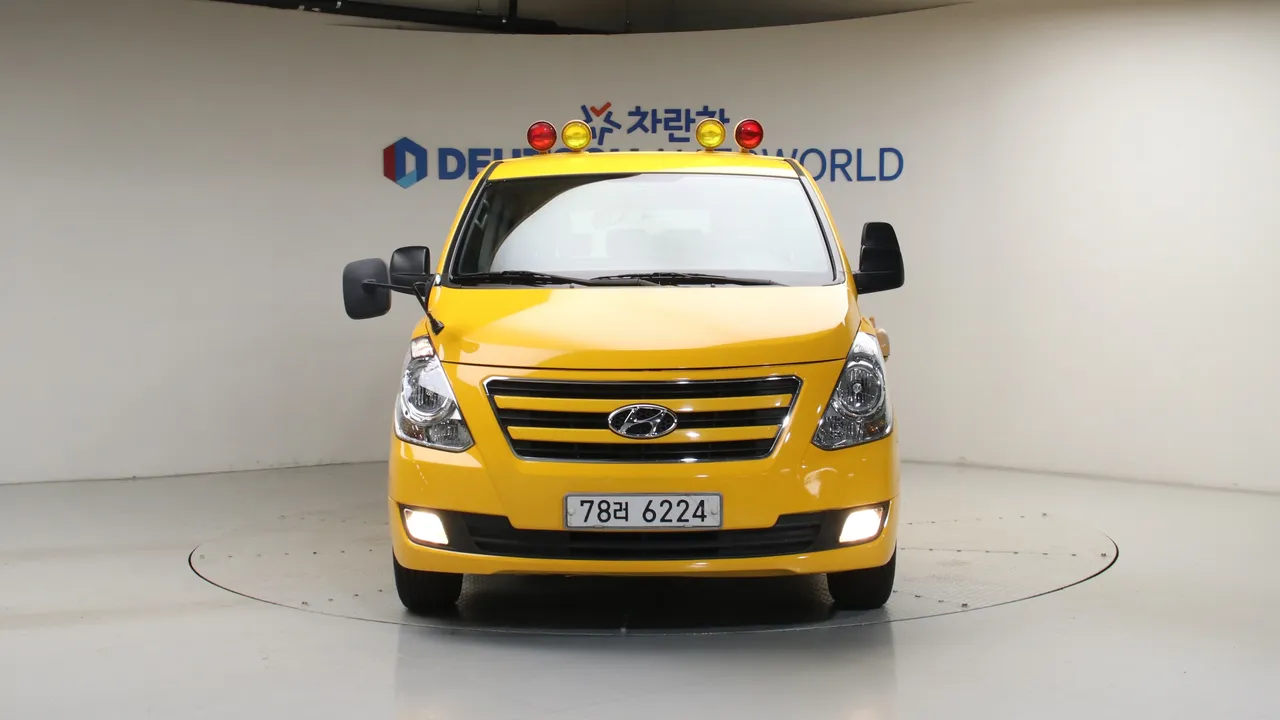 Hyundai Starex — miniaturë 3