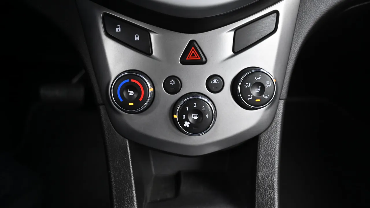 Chevrolet (GM Daewoo) The New Aveo Sedan 1.4 Turbo LS