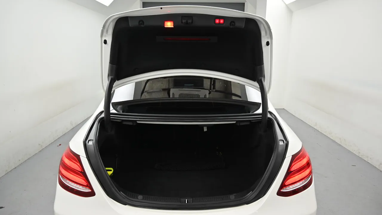 Mercedes-Benz E-klasse — miniaturë 19