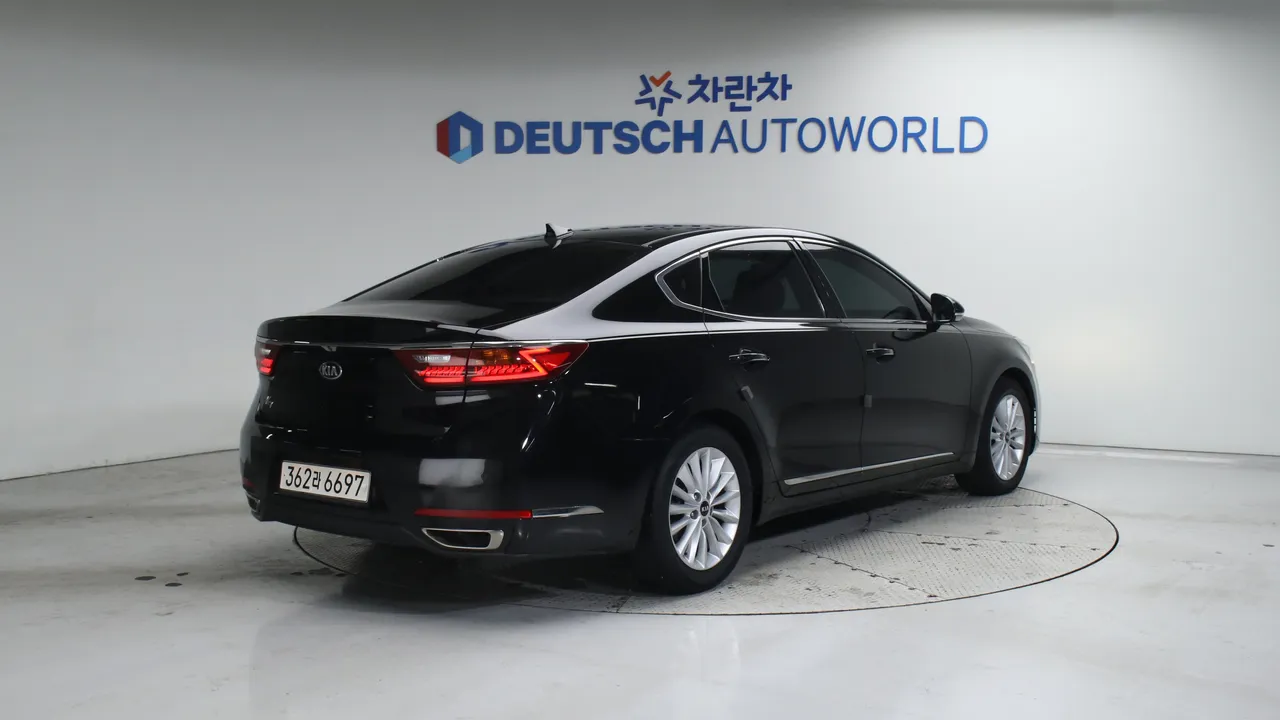 Kia K7 — miniaturë 21