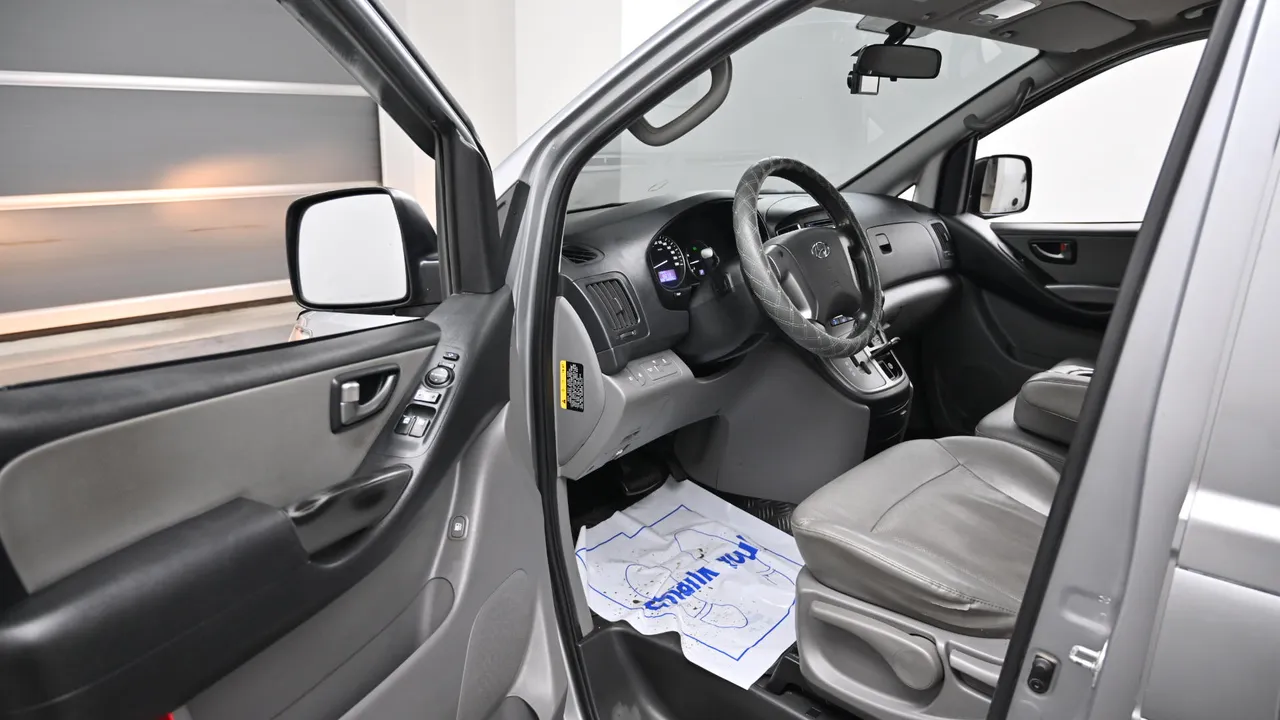 Hyundai Starex — miniaturë 11
