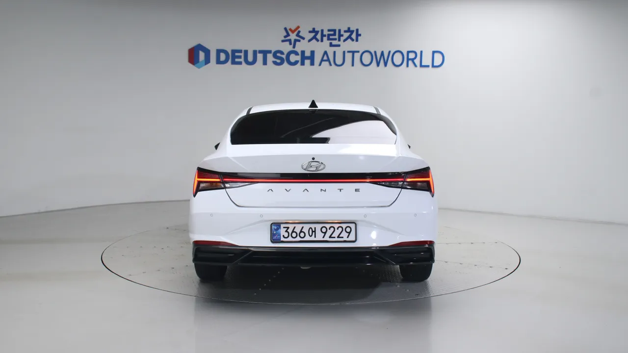 Hyundai Avante — miniaturë 4