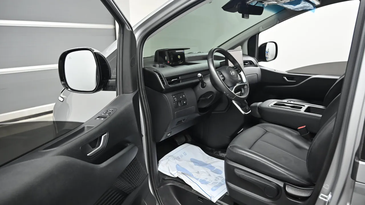 Hyundai Staria — miniaturë 11
