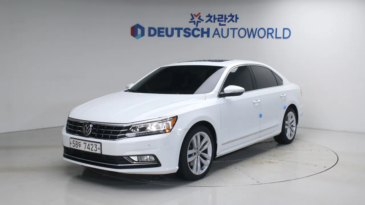 Volkswagen Passat 2.0 TSI — foto 1