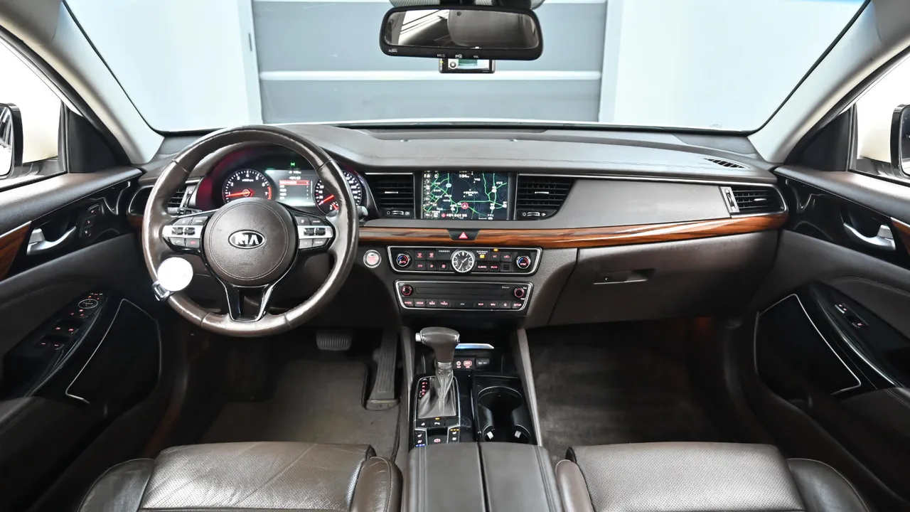Kia K7 — miniaturë 7
