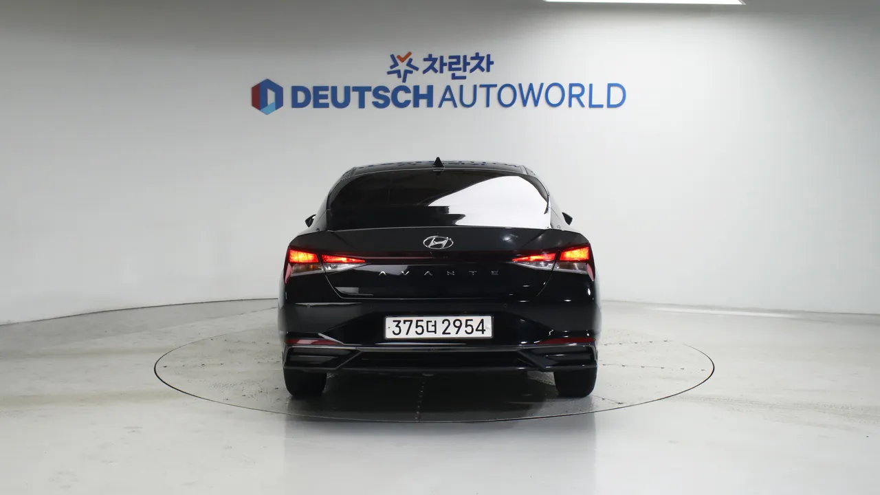 Hyundai Avante — miniaturë 4