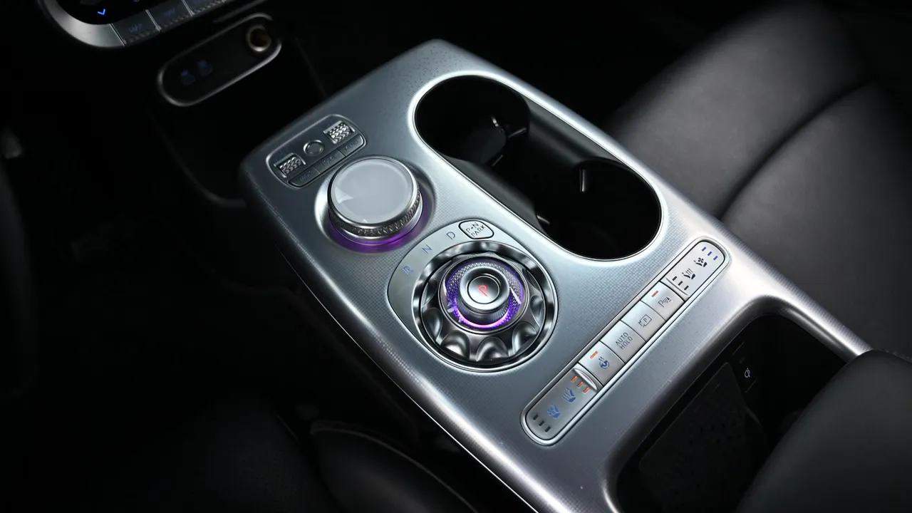 Genesis GV60 77.4kWh Standard AWD