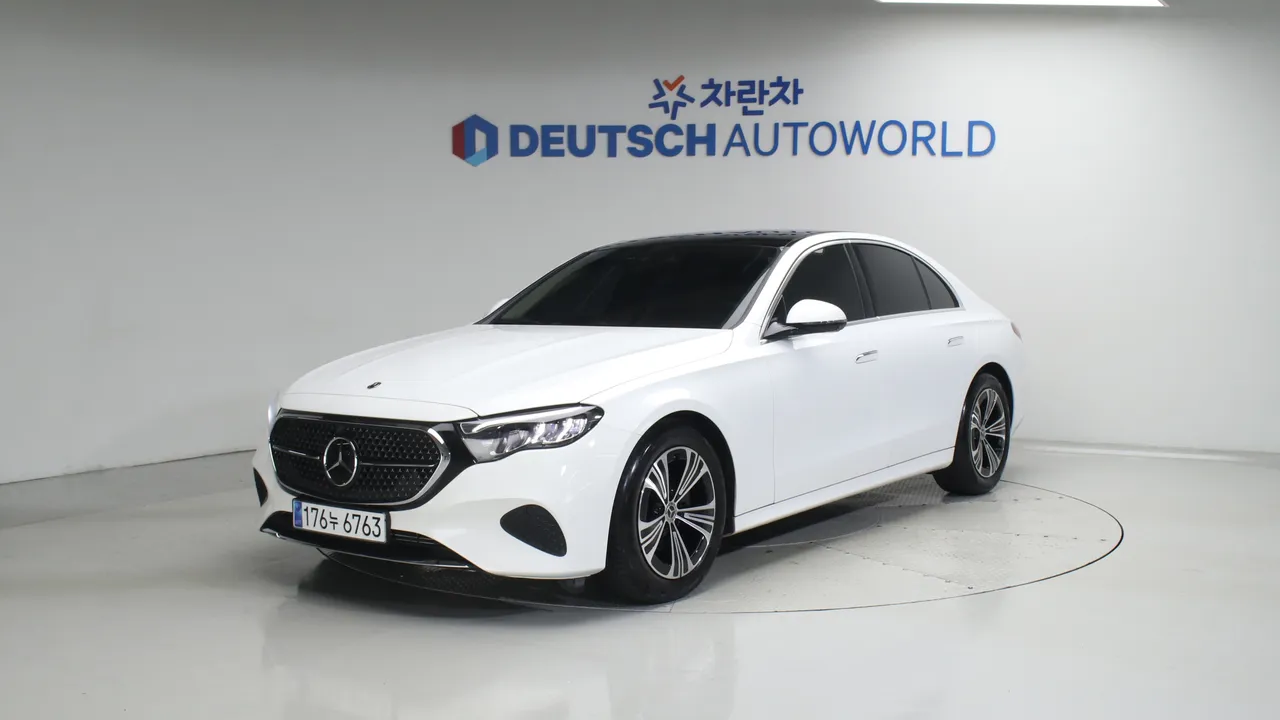 Mercedes-Benz E-klasse E200 아방가르드 — foto 1