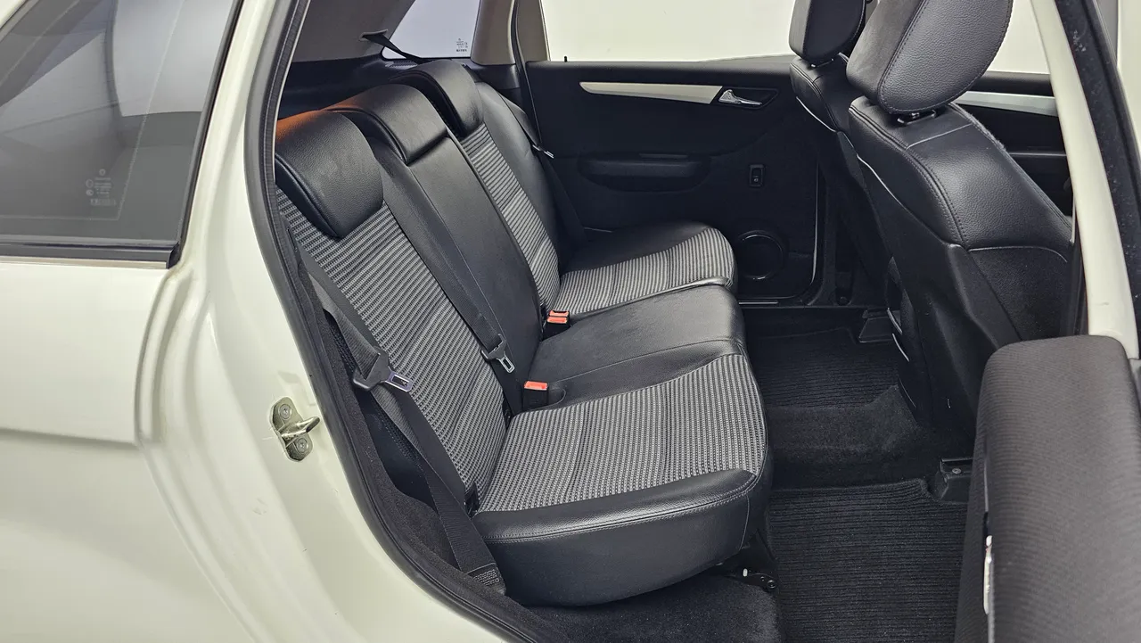 Mercedes-Benz B-klasse — miniaturë 12