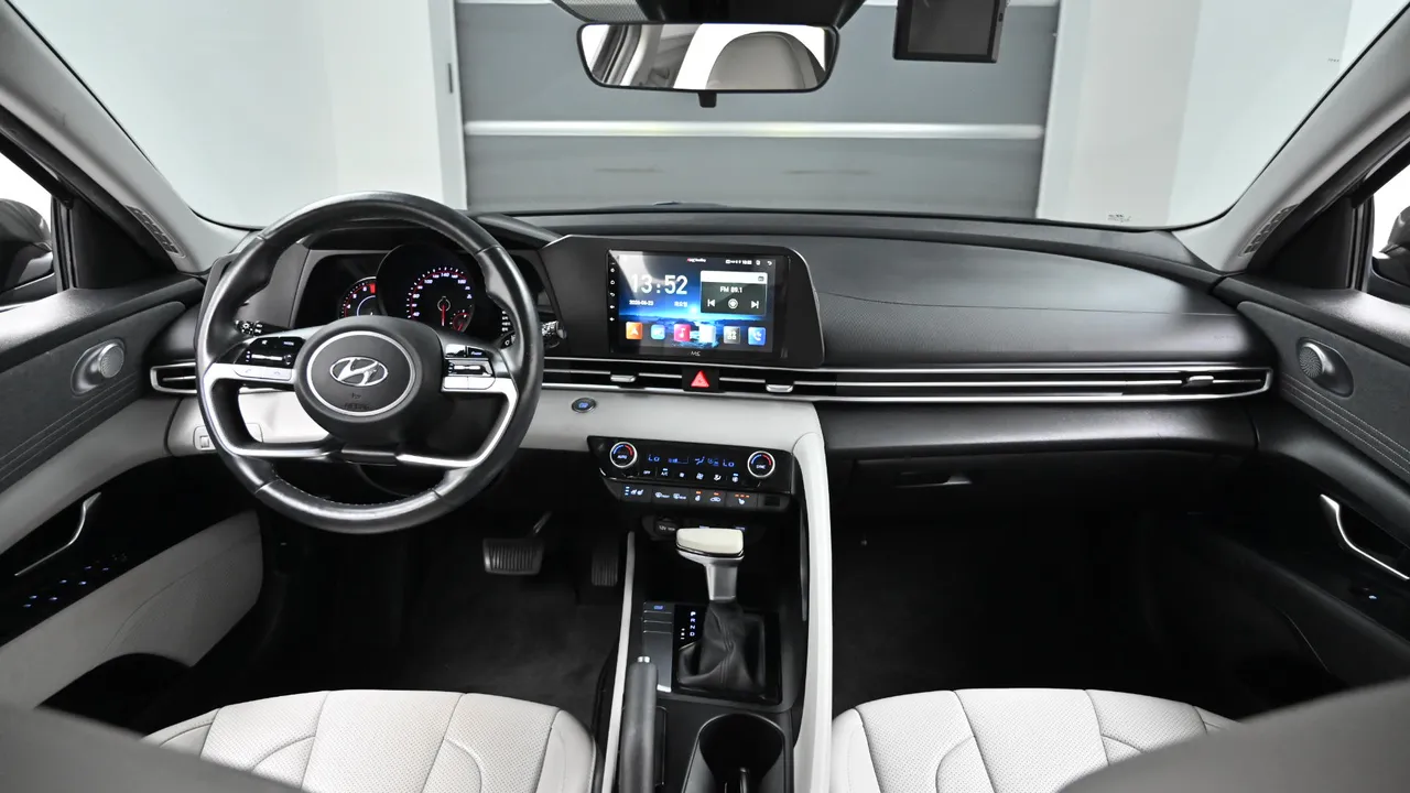 Hyundai Avante — miniaturë 7
