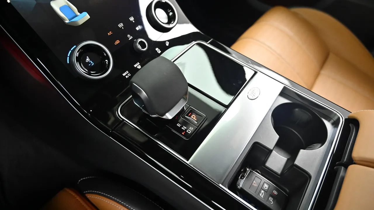 Land Rover Range Rover Velar — miniaturë 9