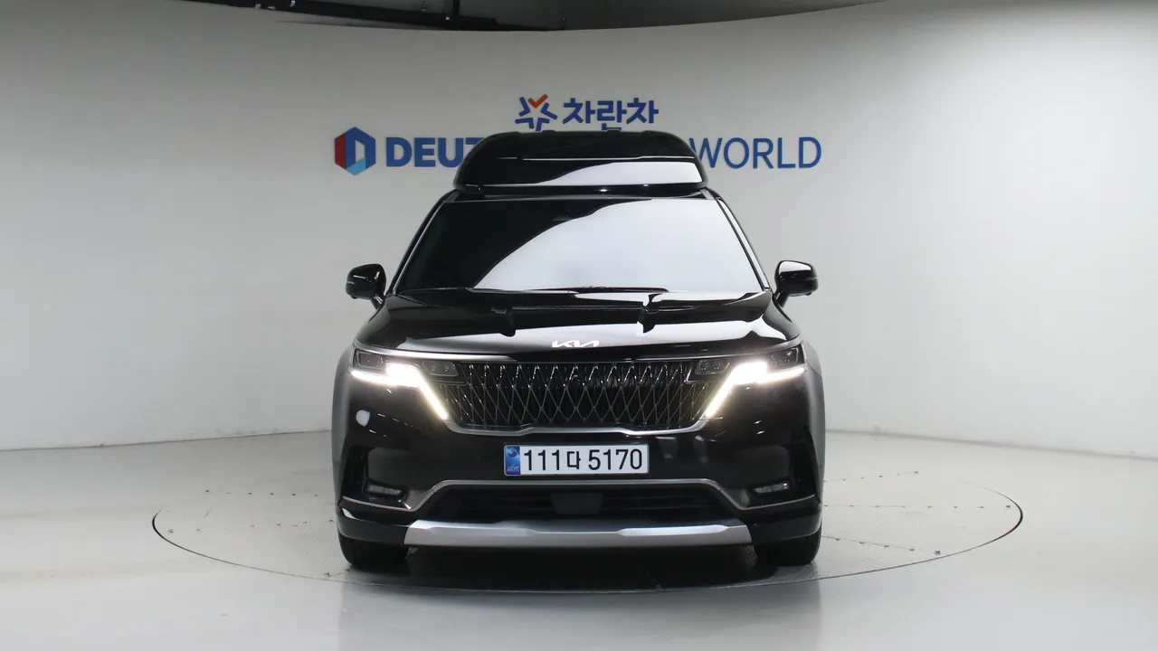 Kia Carnival — miniaturë 3