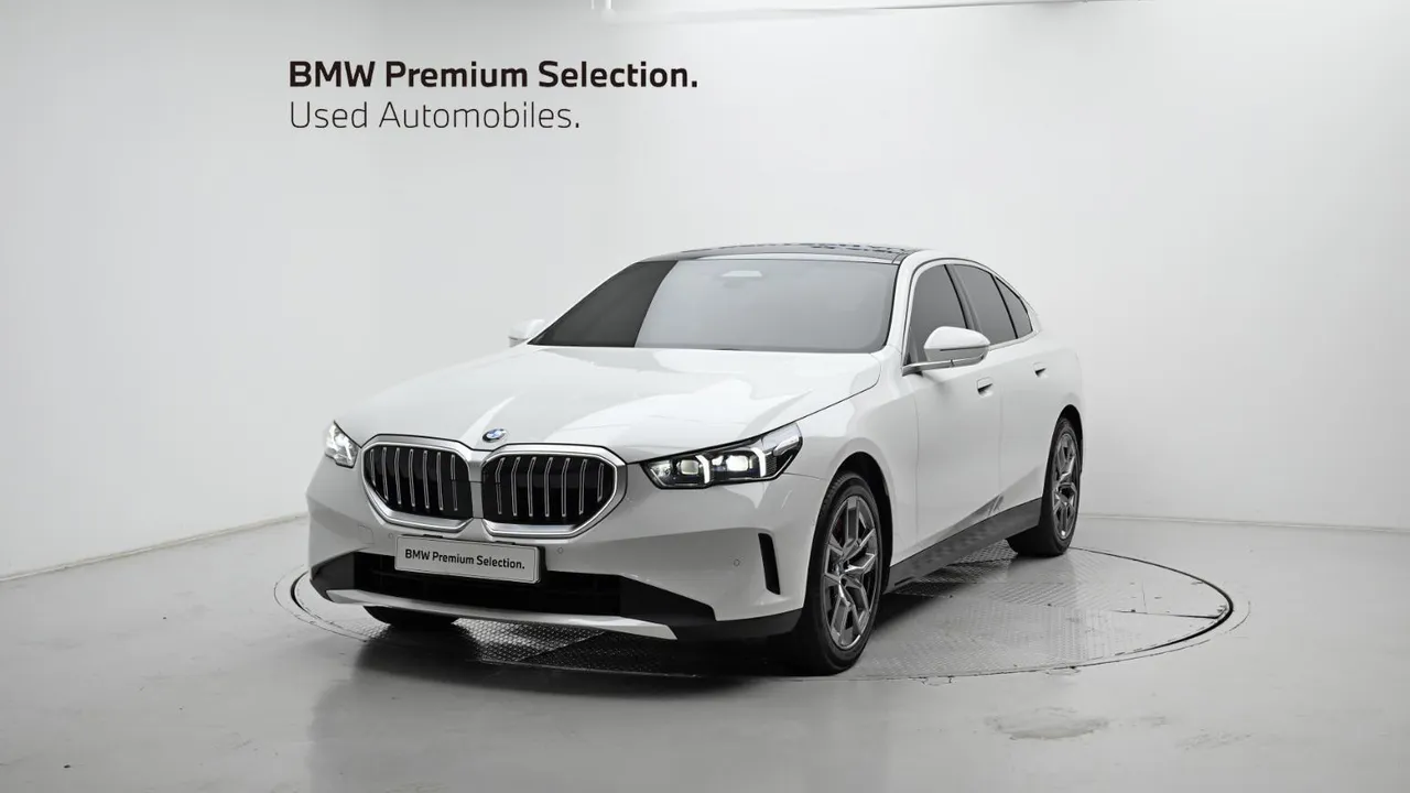 BMW 5er 530i xDrive — foto 1