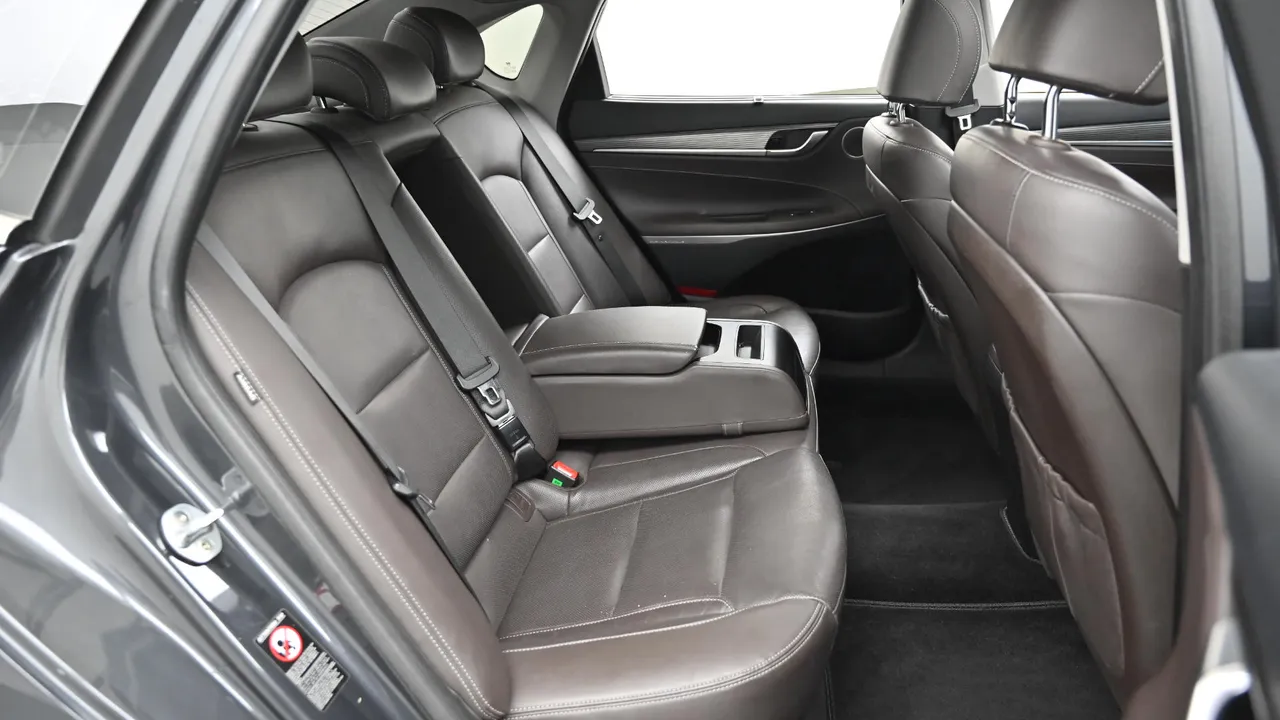 Hyundai Grandeur — miniaturë 12