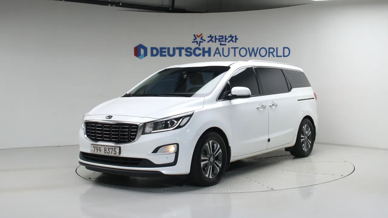 Kia Carnival 11인승 프레스티지 — foto 1