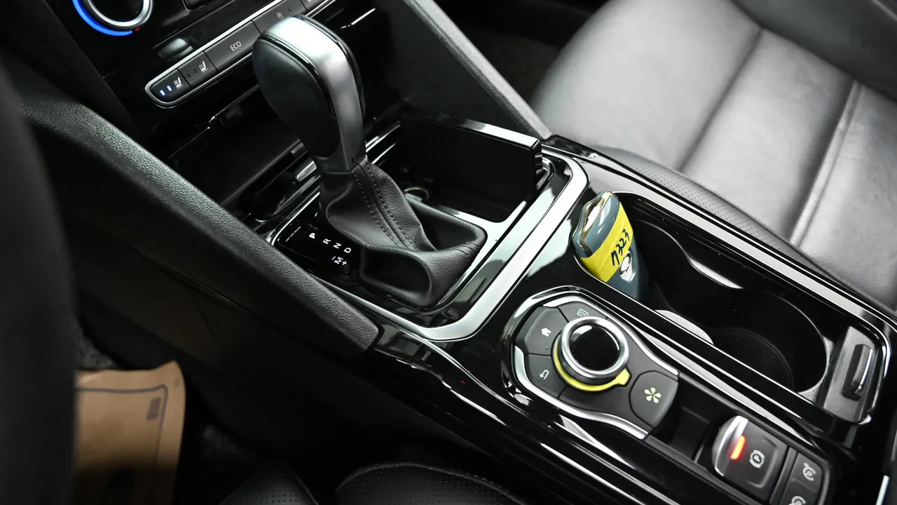 Renault Samsung SM6 — miniaturë 9