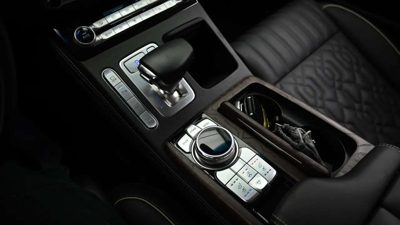Genesis G90 — miniaturë 9