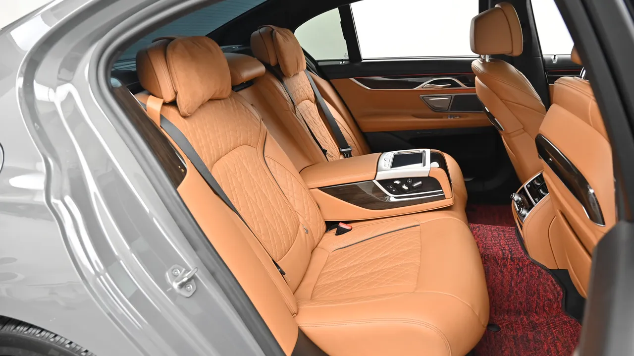 BMW 7er — miniaturë 12