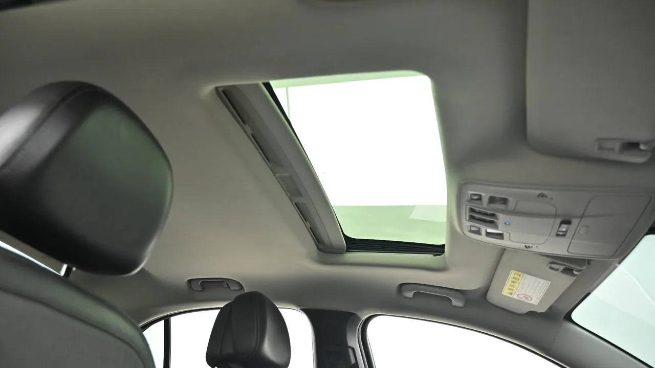 Chevrolet Malibu — miniaturë 18
