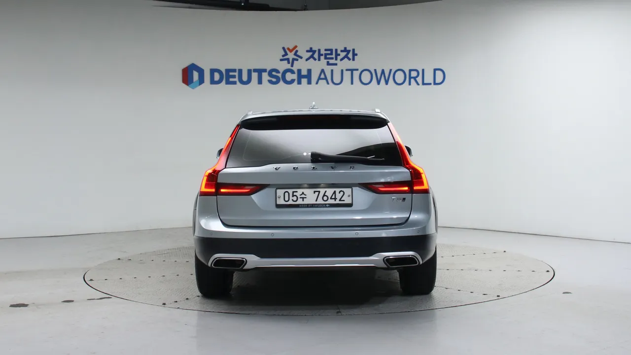 Volvo V90 Cross Country T5 AWD