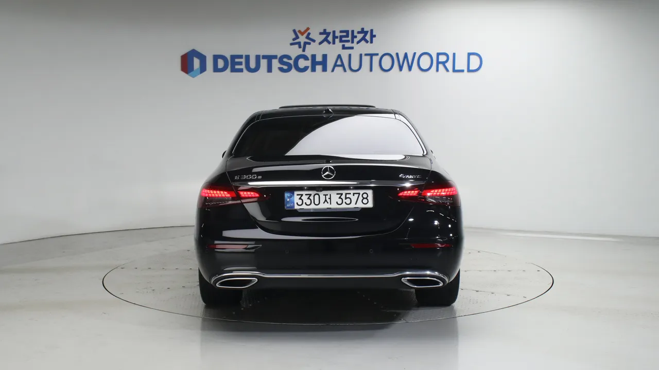 Mercedes-Benz E-klasse — miniaturë 4