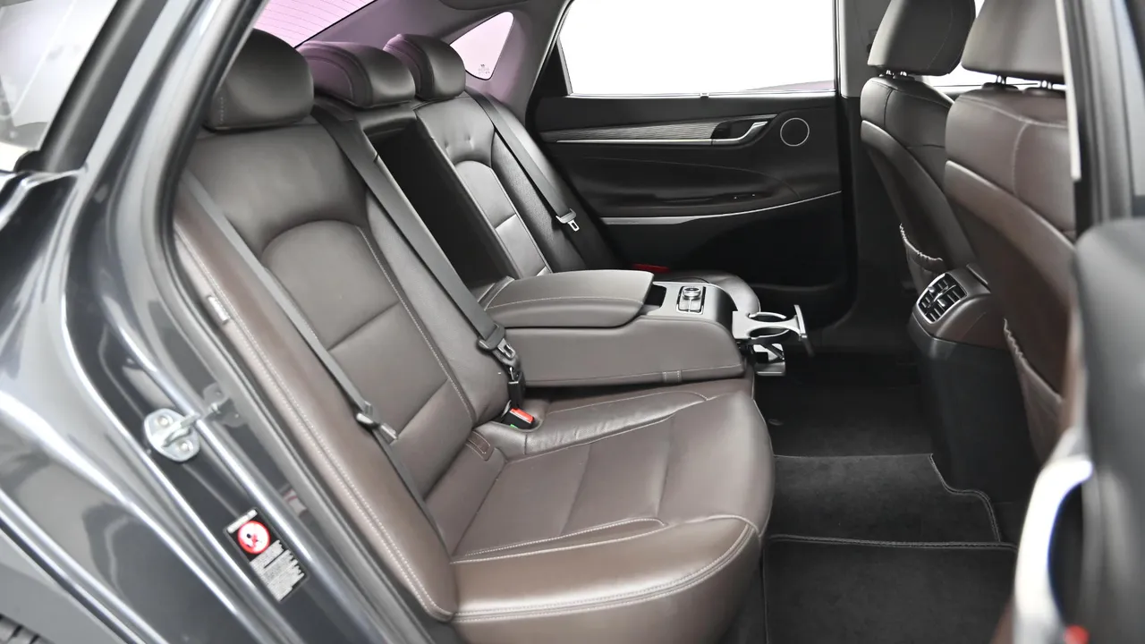 Hyundai Grandeur — miniaturë 12