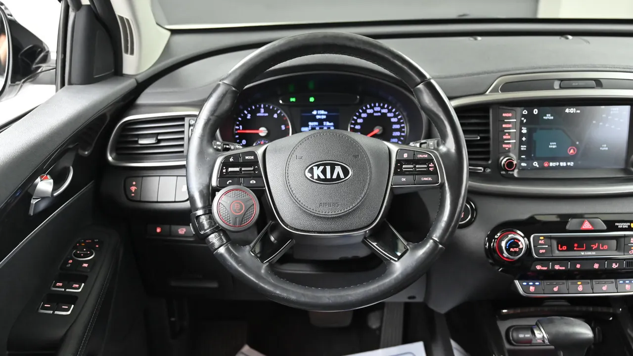 Kia Sorento — miniaturë 13