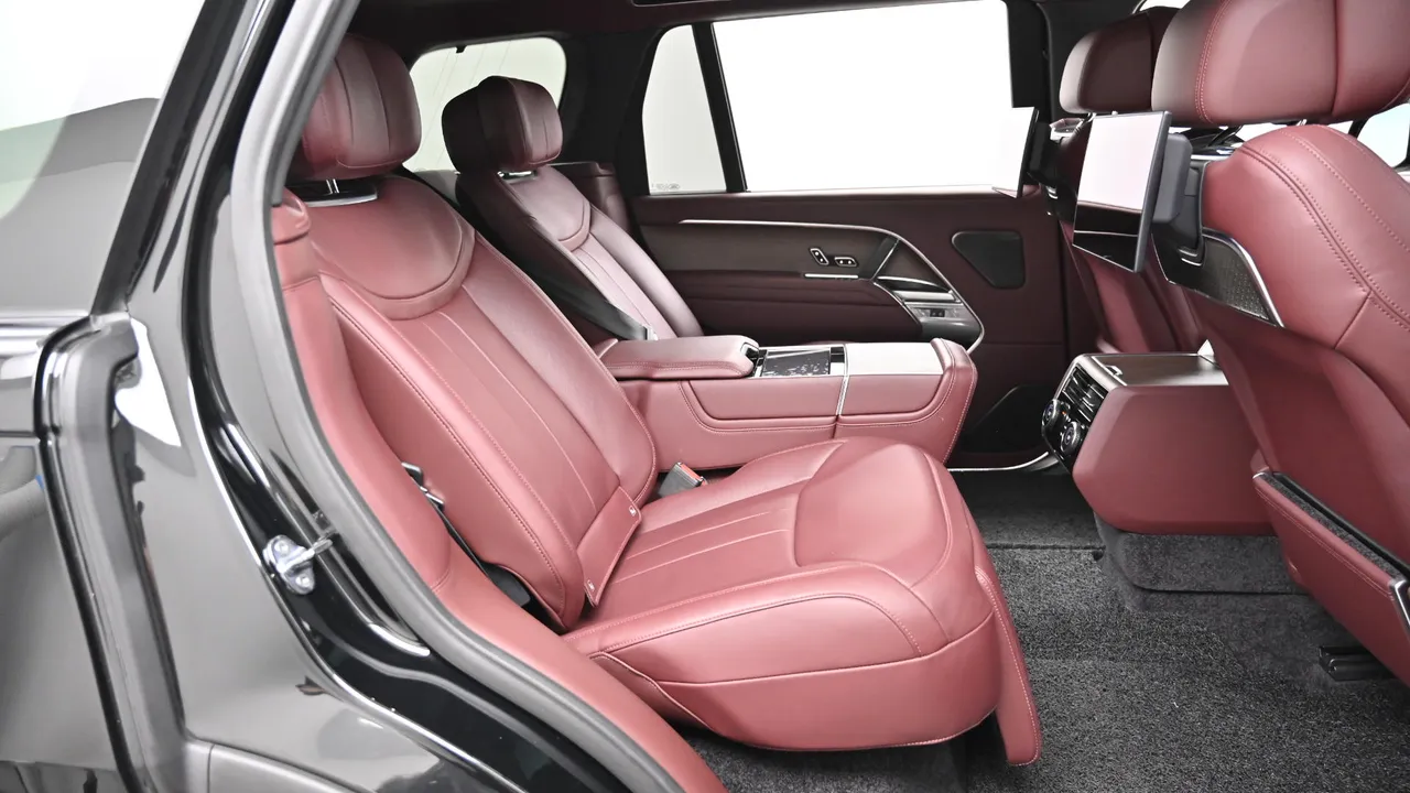 Land Rover Range Rover — miniaturë 12