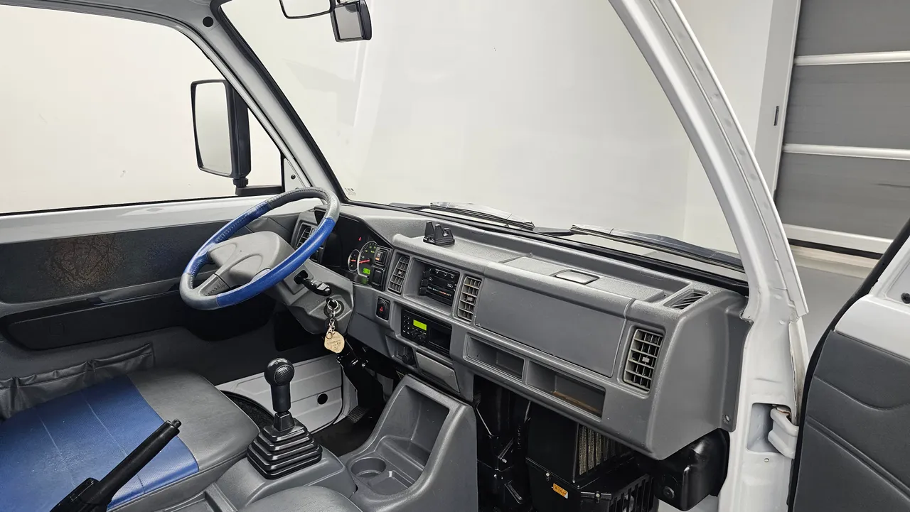 Chevrolet (GM Daewoo) New Labo Built-in Truck Long Cargo