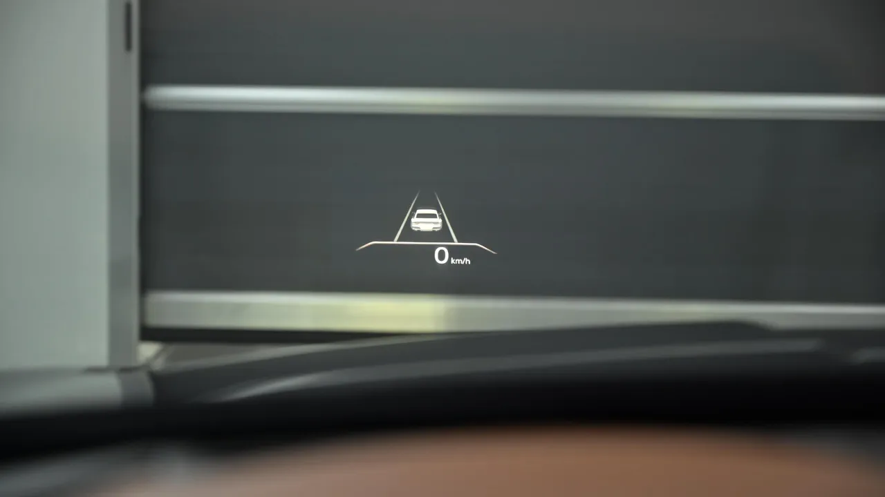 Genesis G80 — miniaturë 17