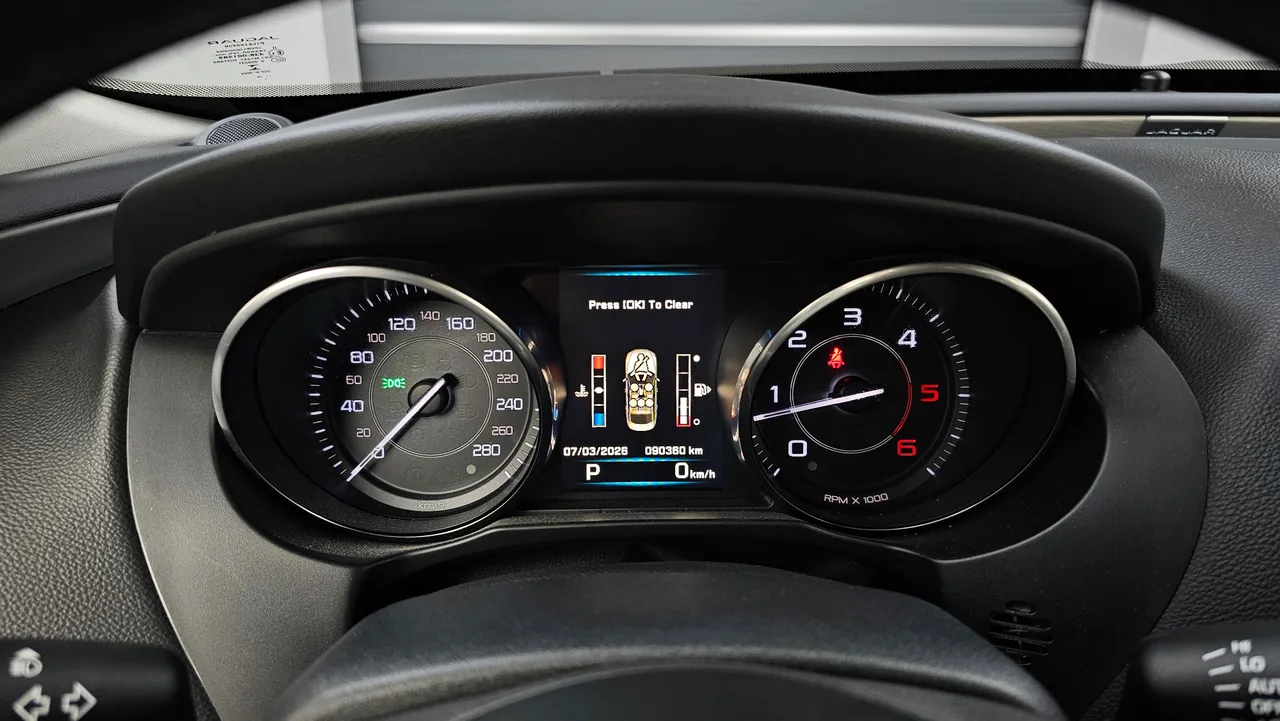 Jaguar XE — miniaturë 8