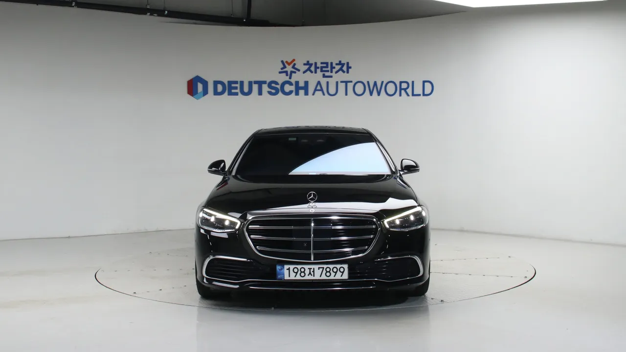 Mercedes-Benz S-klasse — miniaturë 3