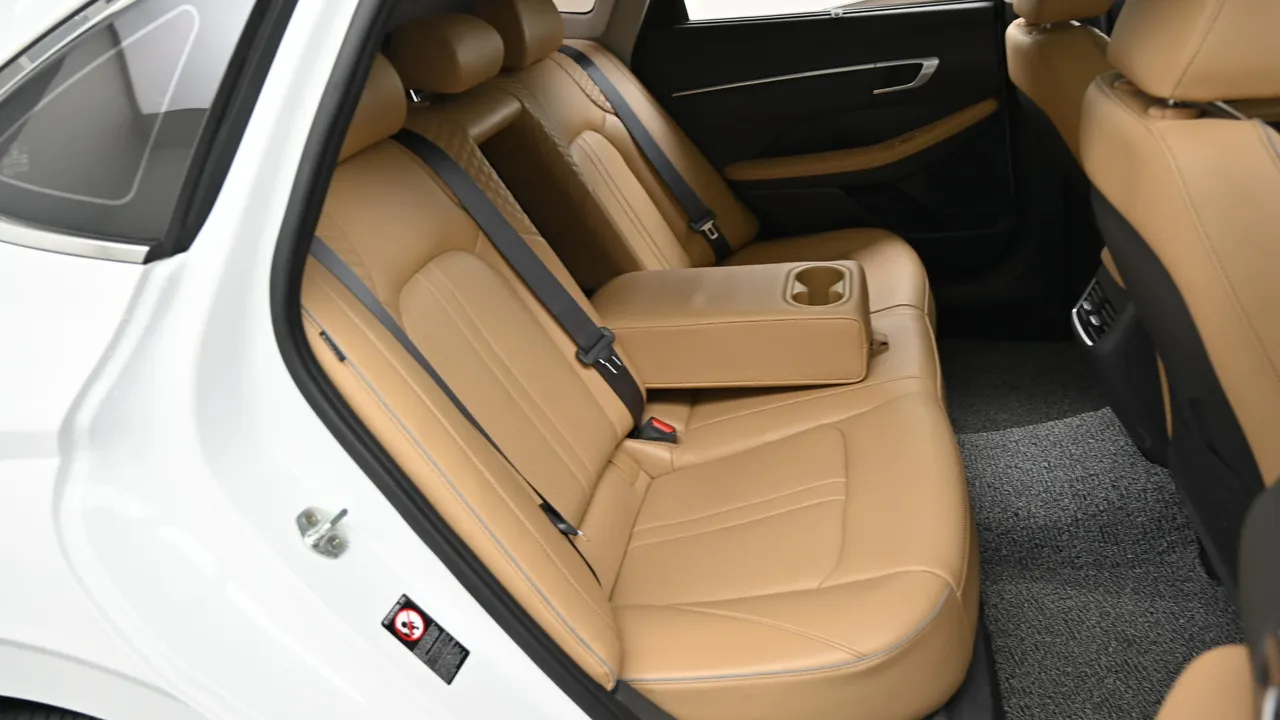Hyundai Sonata — miniaturë 12
