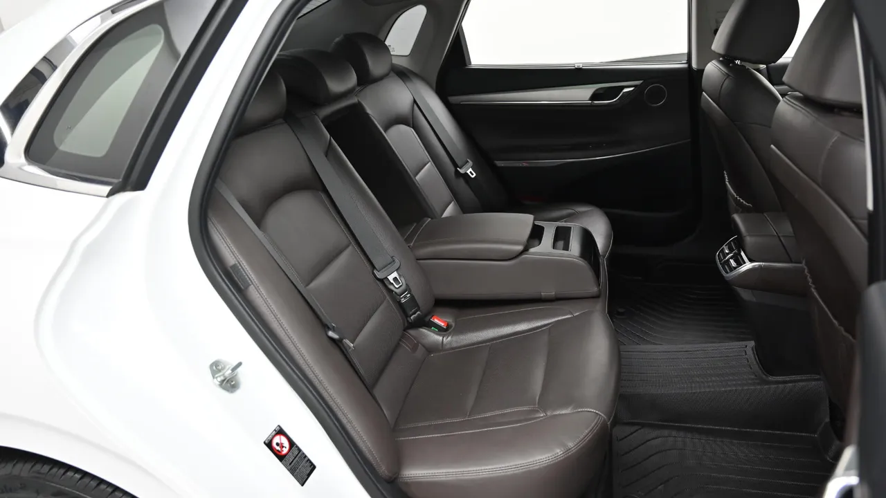 Hyundai Grandeur — miniaturë 21