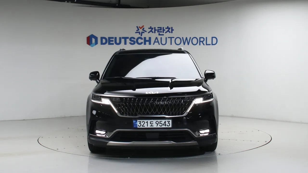 Kia Carnival — miniaturë 3