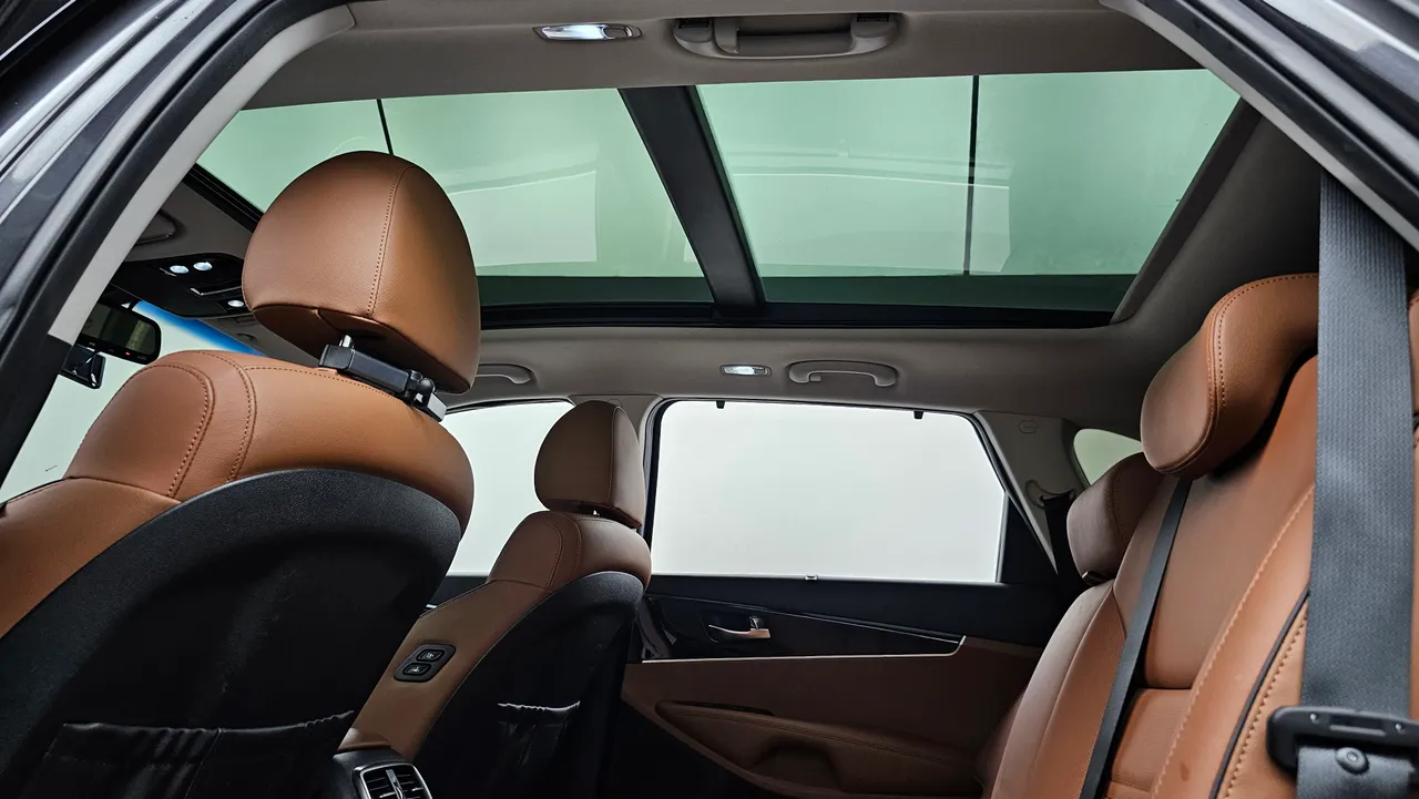 Kia Sorento — miniaturë 18