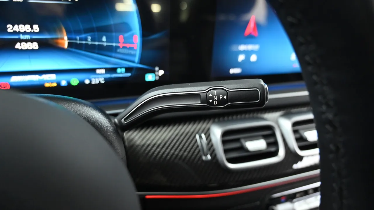 Mercedes-Benz GLE — miniaturë 9