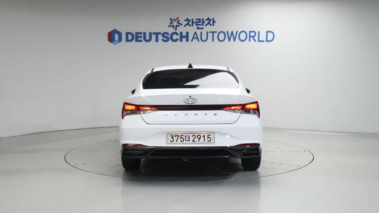 Hyundai Avante — miniaturë 4