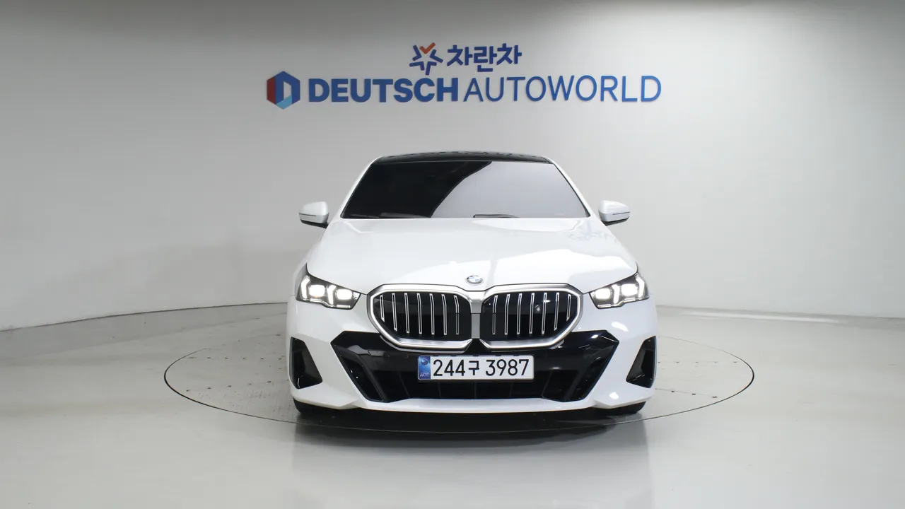 BMW 5er — miniaturë 3