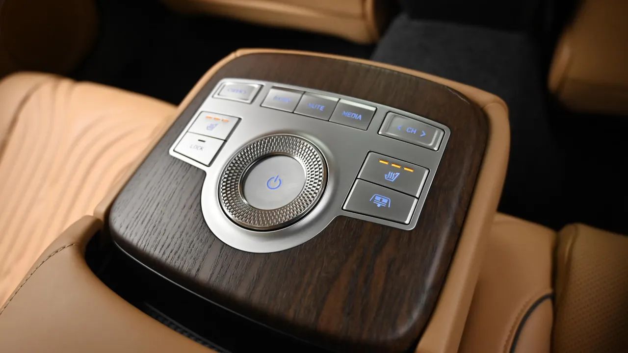 Genesis G80 — miniaturë 16
