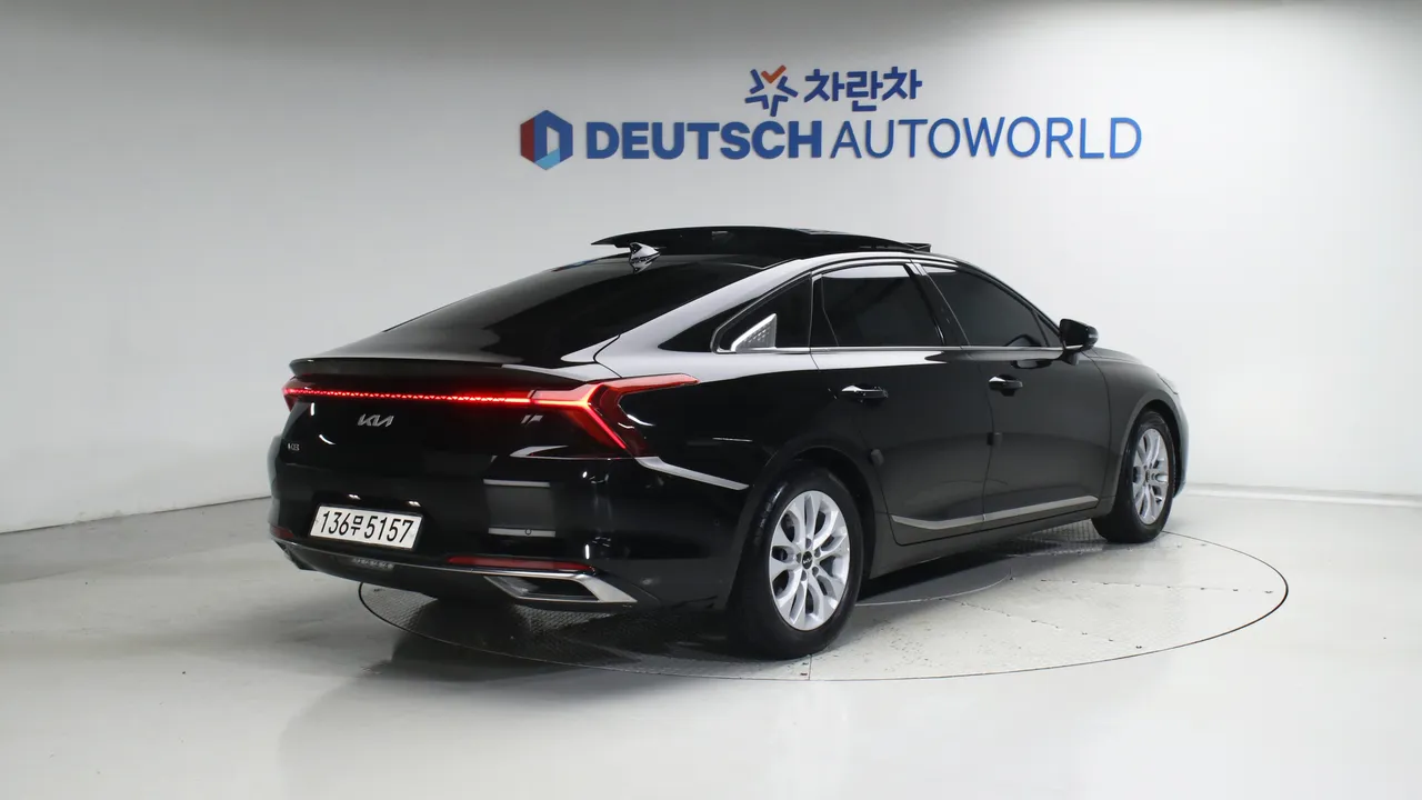 Kia K8 — miniaturë 2